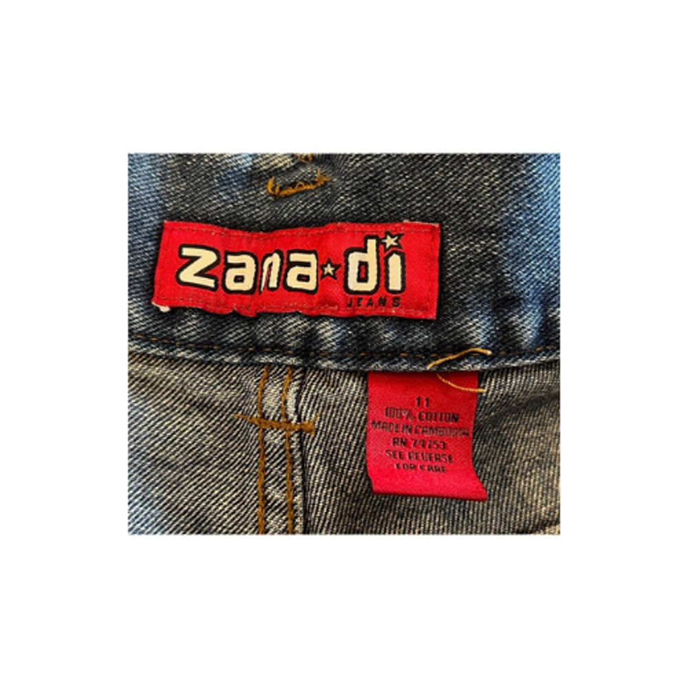 Zara di Jeans Shorts Denim Casual Lolita Cuffed Junior’s Size 11 - Picture 8 of 8